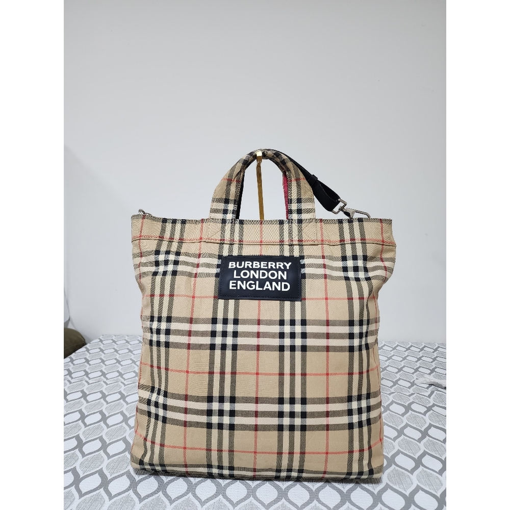 Burberry Nova Check Messenger Bag Beige/Black